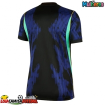 Camisa de Futebol Brasil Equipamento Secundário Mulheres Mundo 2026 Manga Curta